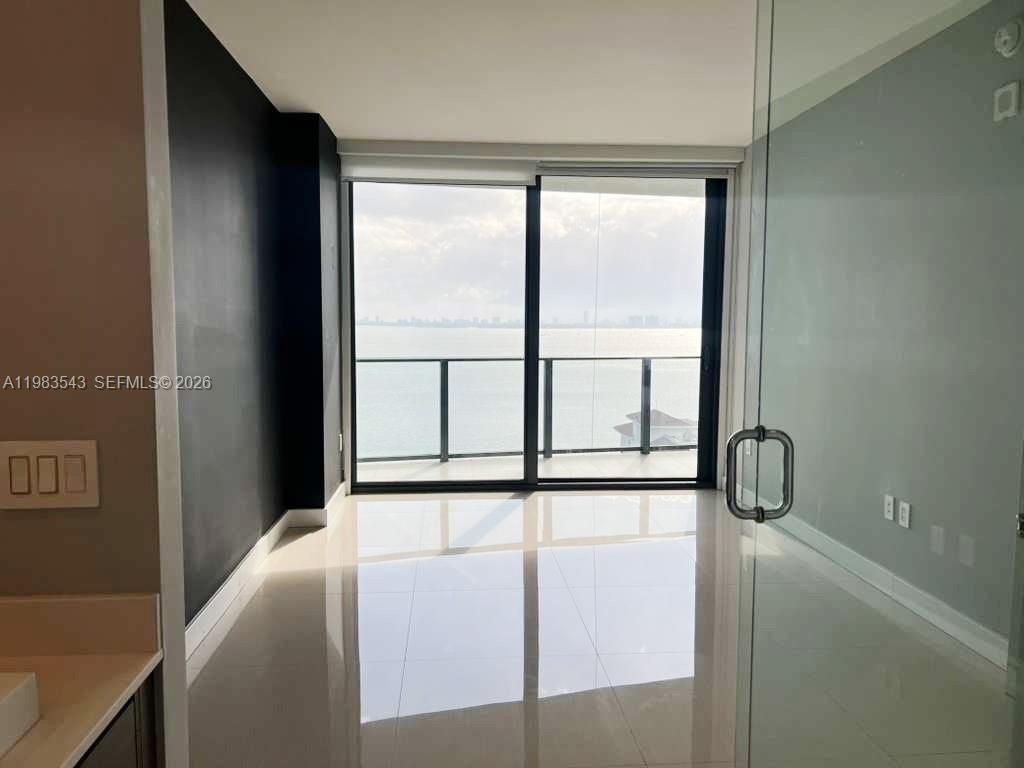 460 NE 28th St , Unit 1407, Miami, FL 33137 Photo