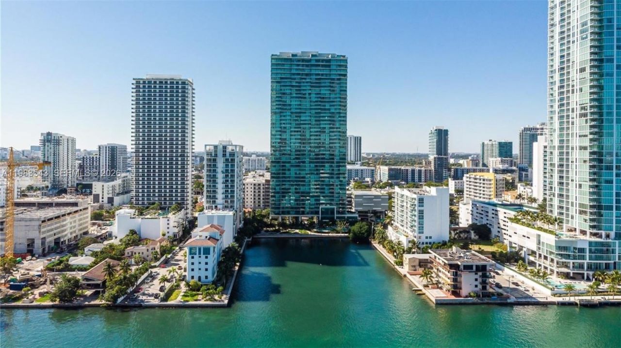 460 NE 28th St , Unit 1407, Miami, FL 33137 Photo