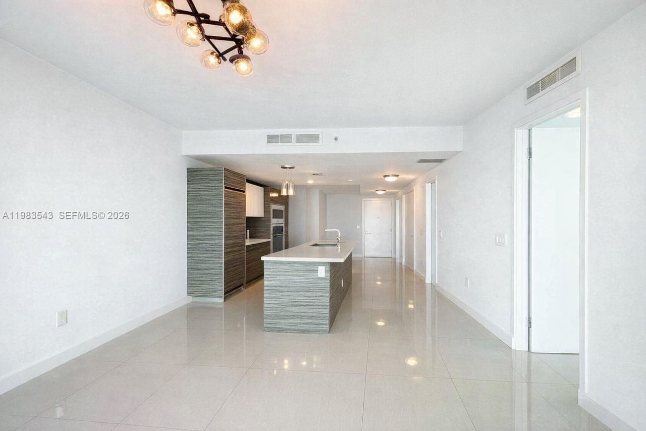 460 NE 28th St, Unit 1407, Miami, FL 33137 Photo