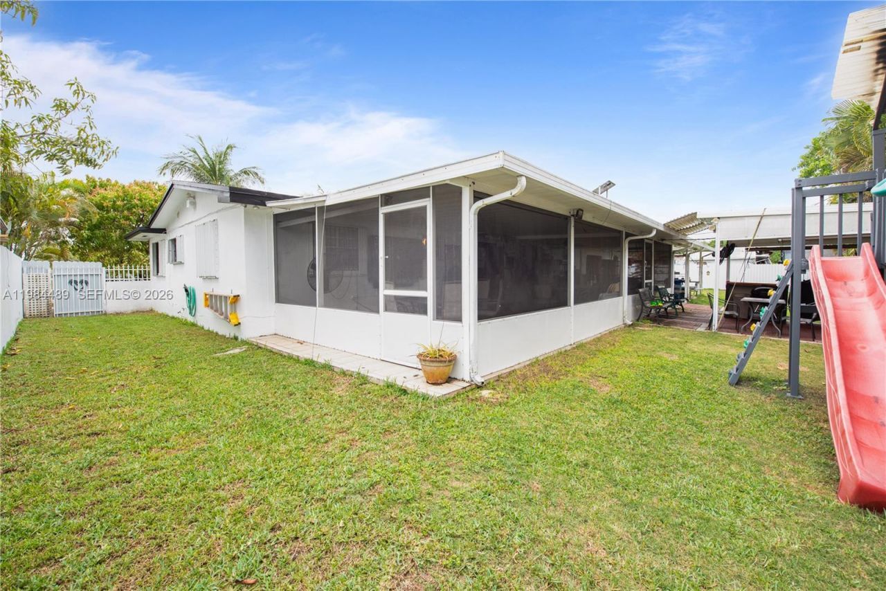 19251 SW 319th St, Homestead, FL 33030 Photo