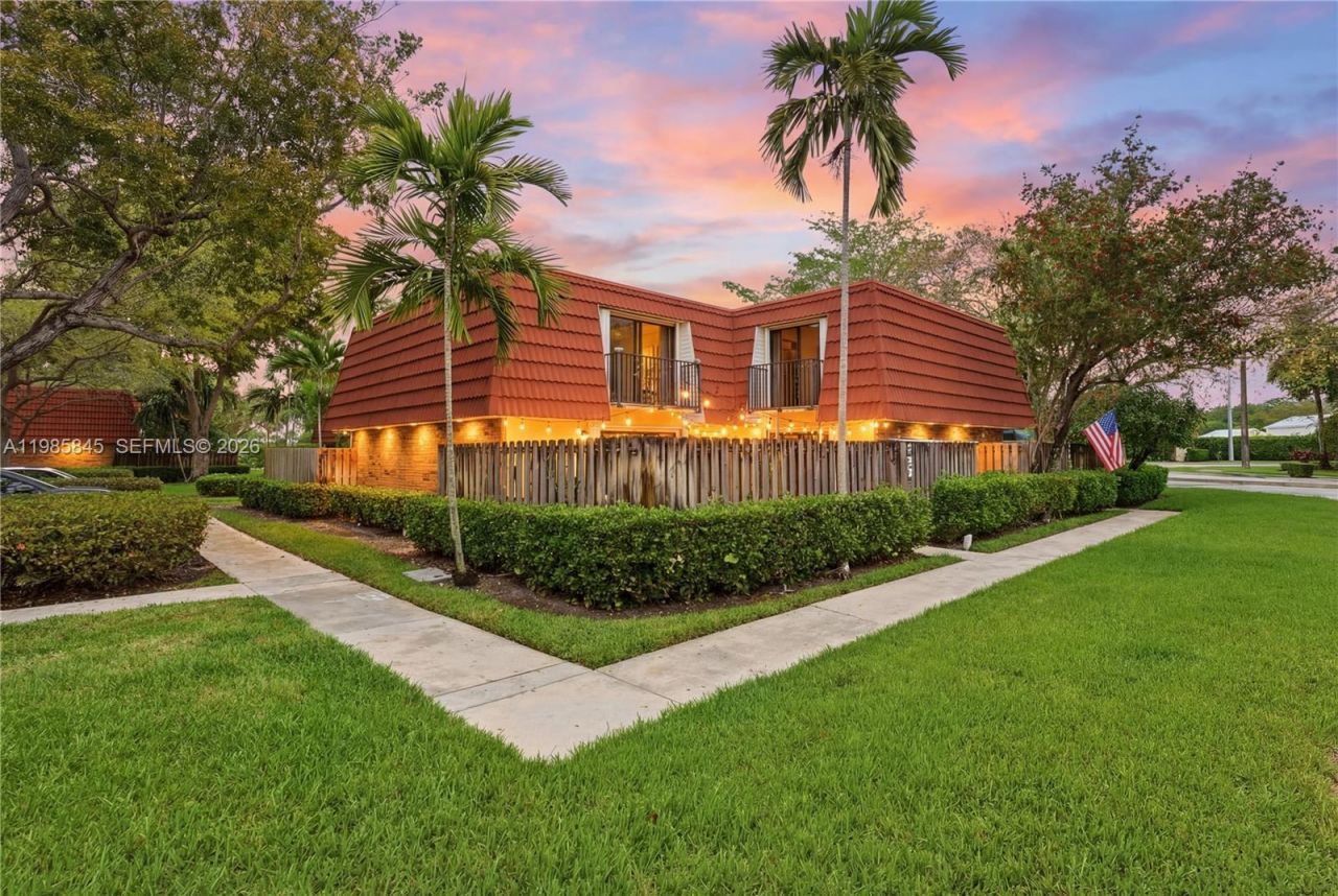 752 NW 98th Way, Plantation, FL 33324 Photo