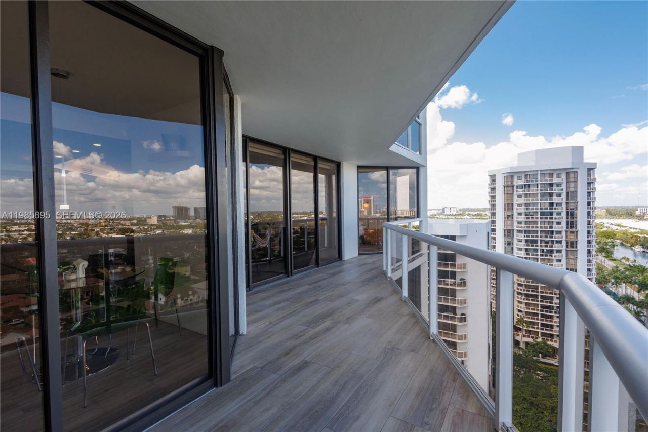 3640 Yacht Club Dr , Unit 1701, Aventura, FL 33180 Photo