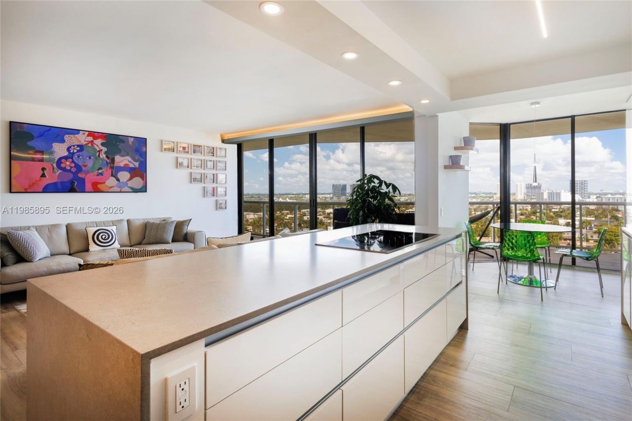 3640 Yacht Club Dr , Unit 1701, Aventura, FL 33180 Photo