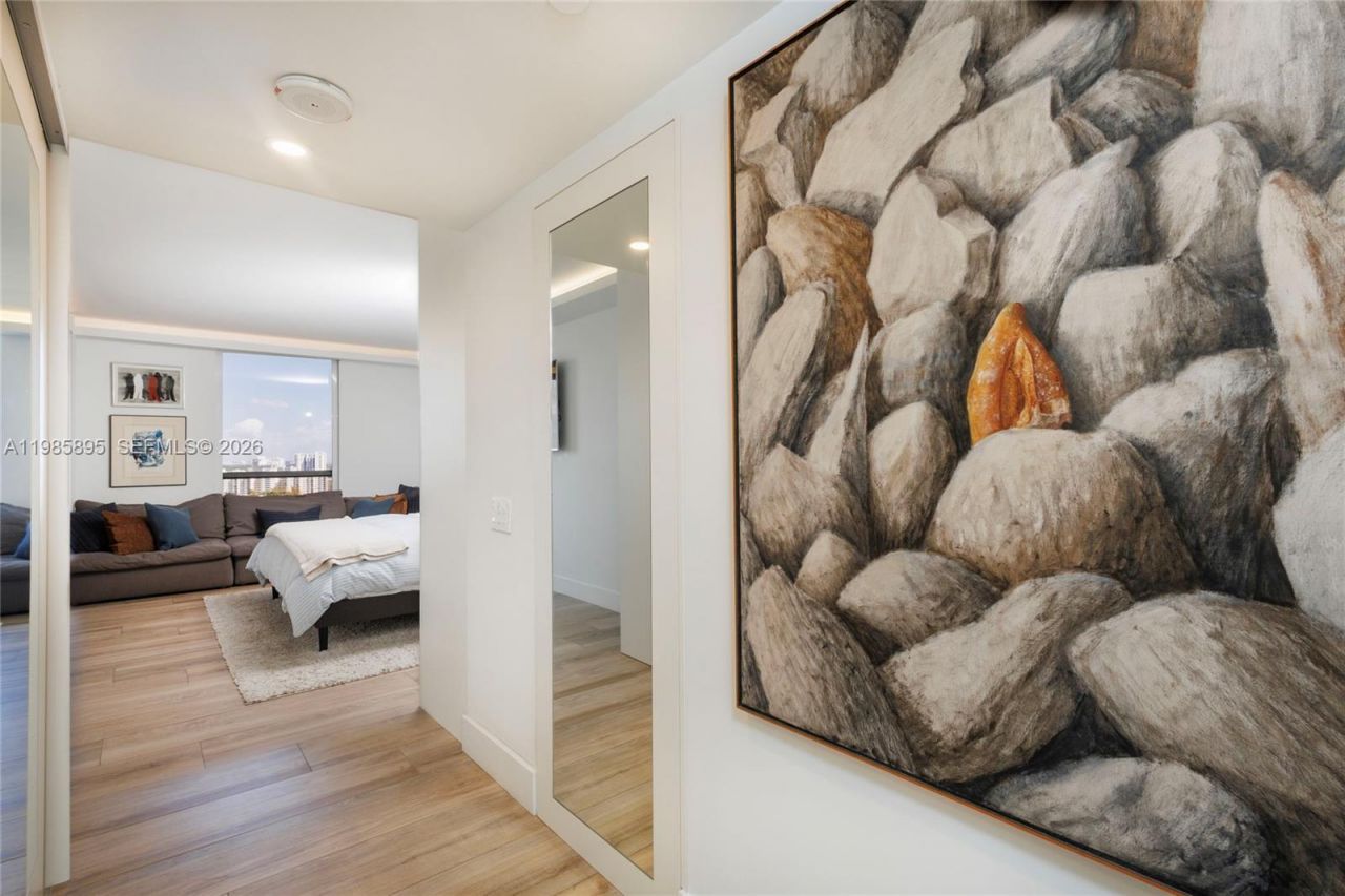 3640 Yacht Club Dr , Unit 1701, Aventura, FL 33180 Photo