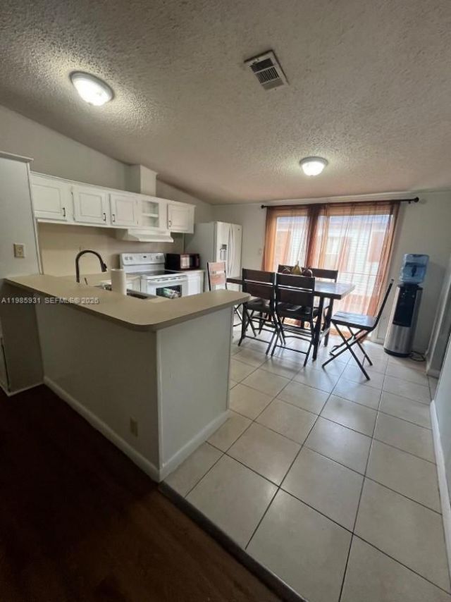 19800 SW 180th Ave, Unit 295, Miami, FL 33187 Photo