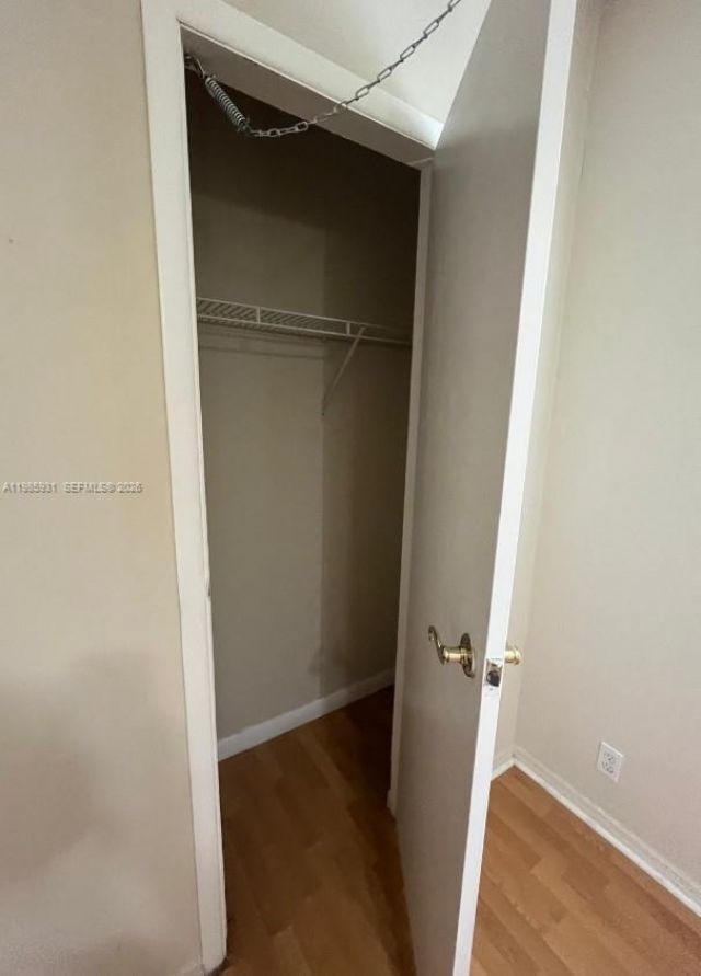 19800 SW 180th Ave, Unit 295, Miami, FL 33187 Photo