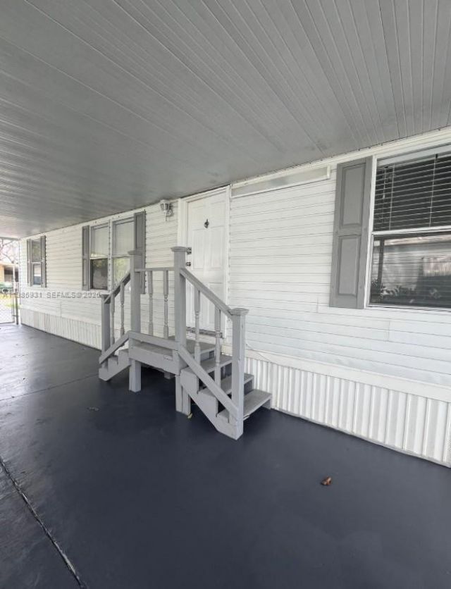 19800 SW 180th Ave, Unit 295, Miami, FL 33187 Photo