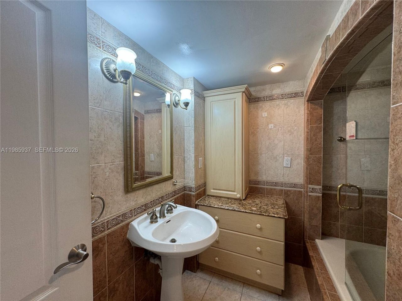 2555 Collins Ave, Unit 2002, Miami Beach, FL 33140 Photo