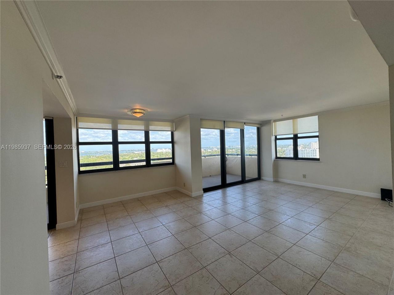 2555 Collins Ave, Unit 2002, Miami Beach, FL 33140 Photo