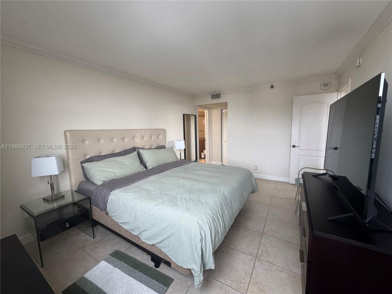 2555 Collins Ave, Unit 2002, Miami Beach, FL 33140 Photo