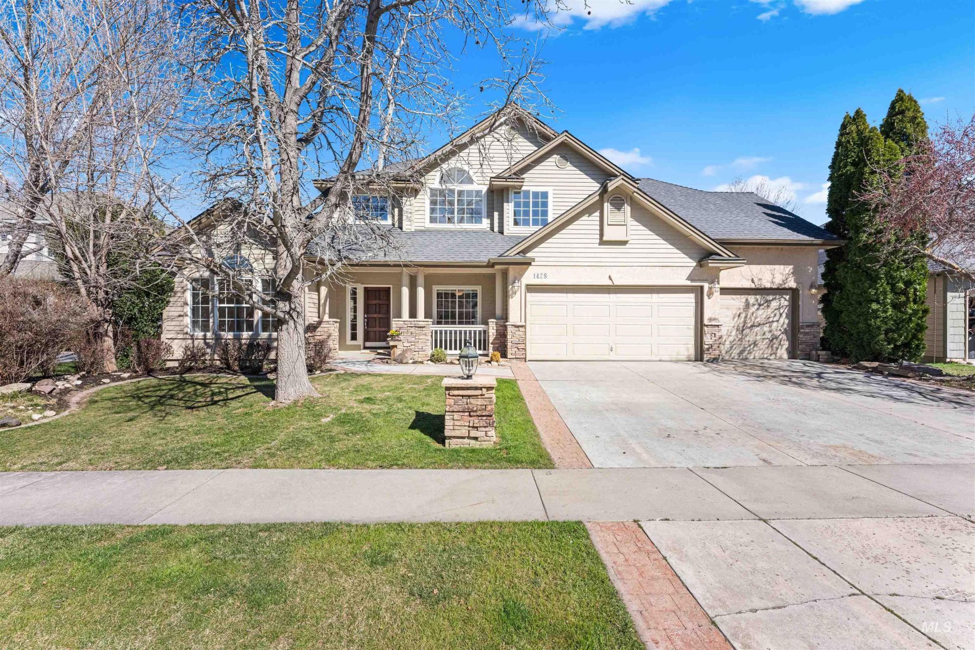 1428 S Island Glenn Way, Eagle, ID 83616 Main Photo