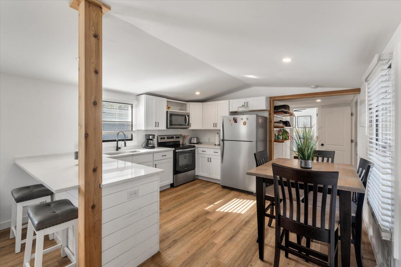 2007 Covey Lane Photo 11