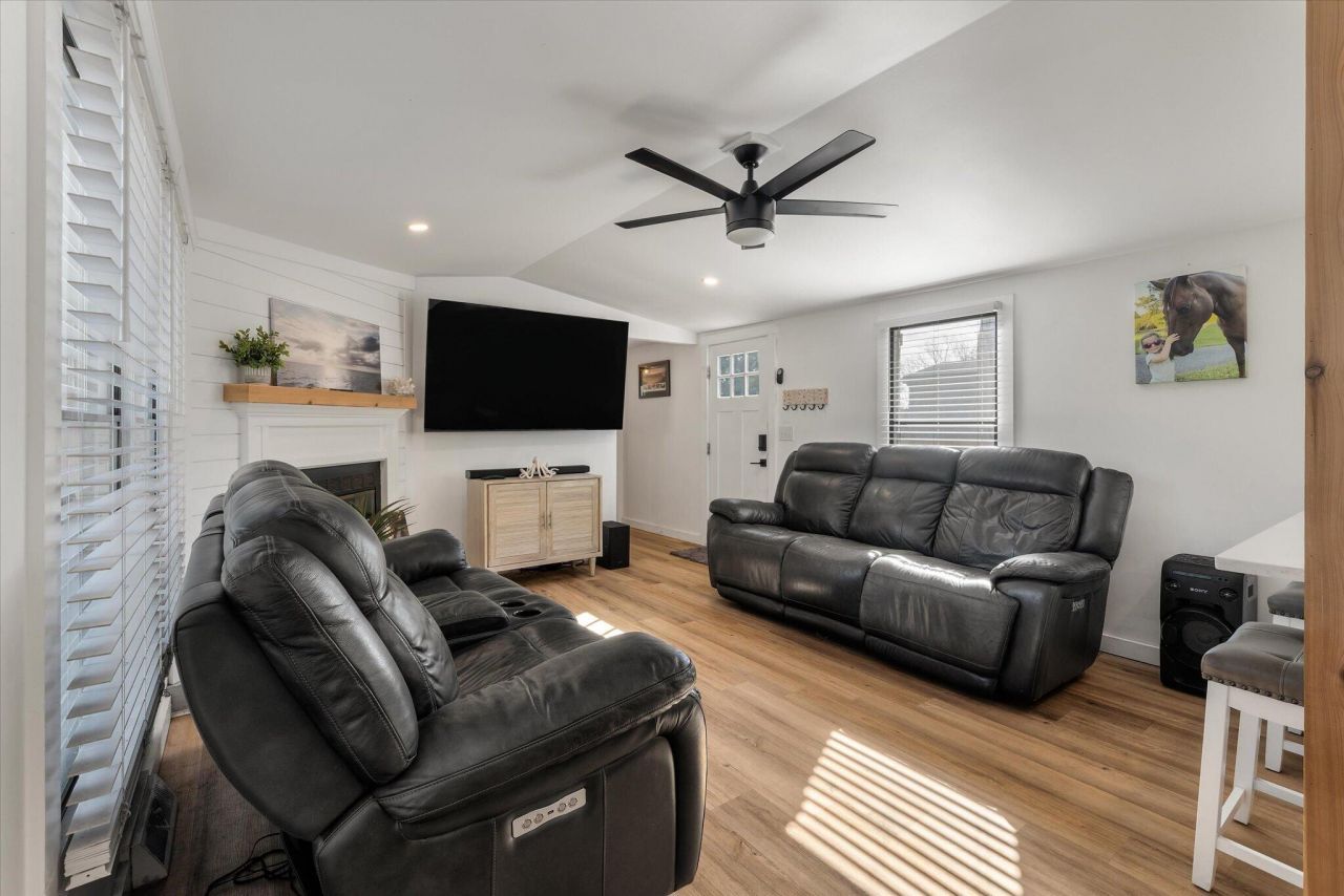 2007 Covey Lane Photo 8