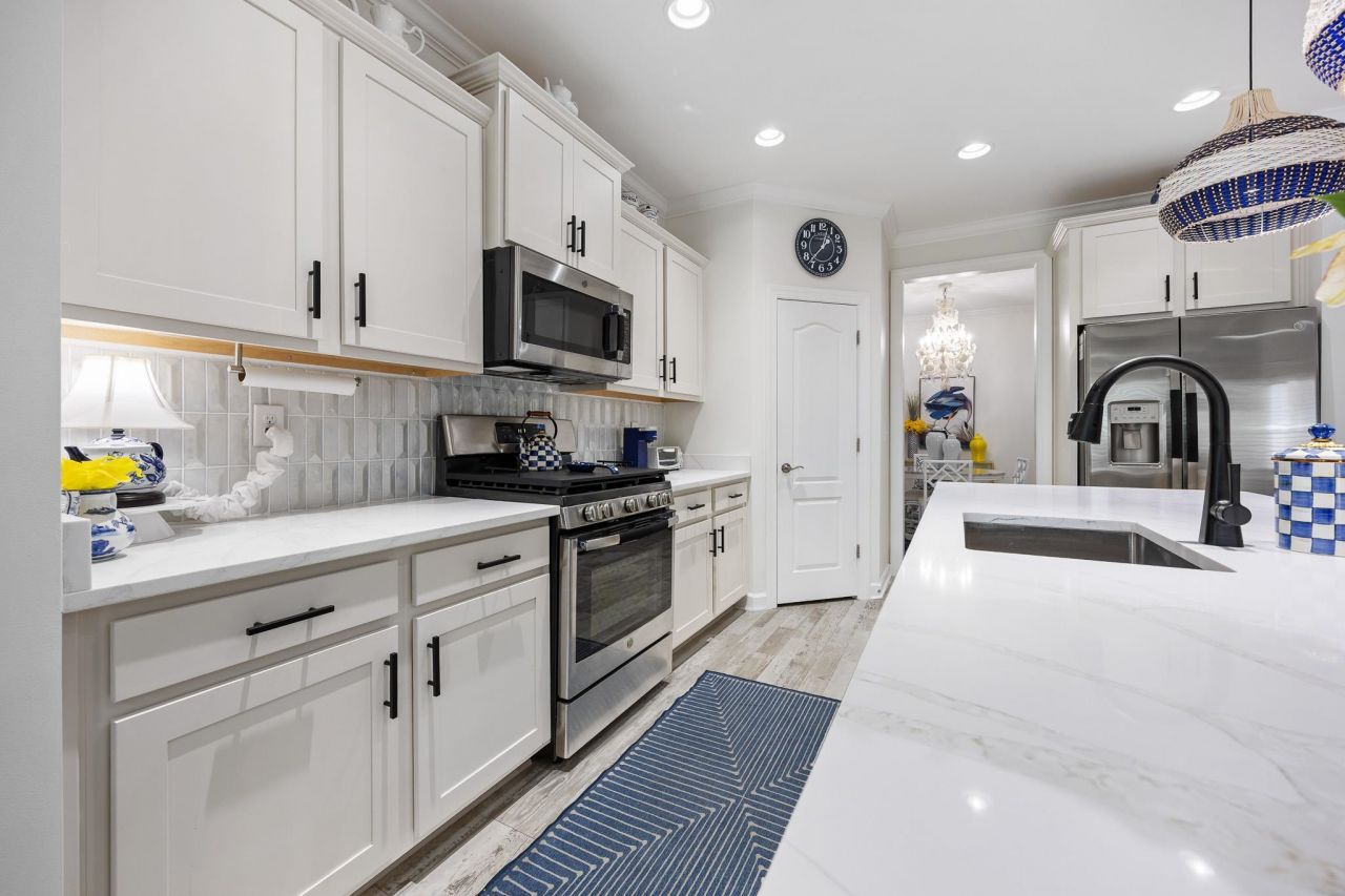 190 Goldenrod Circle Photo 12