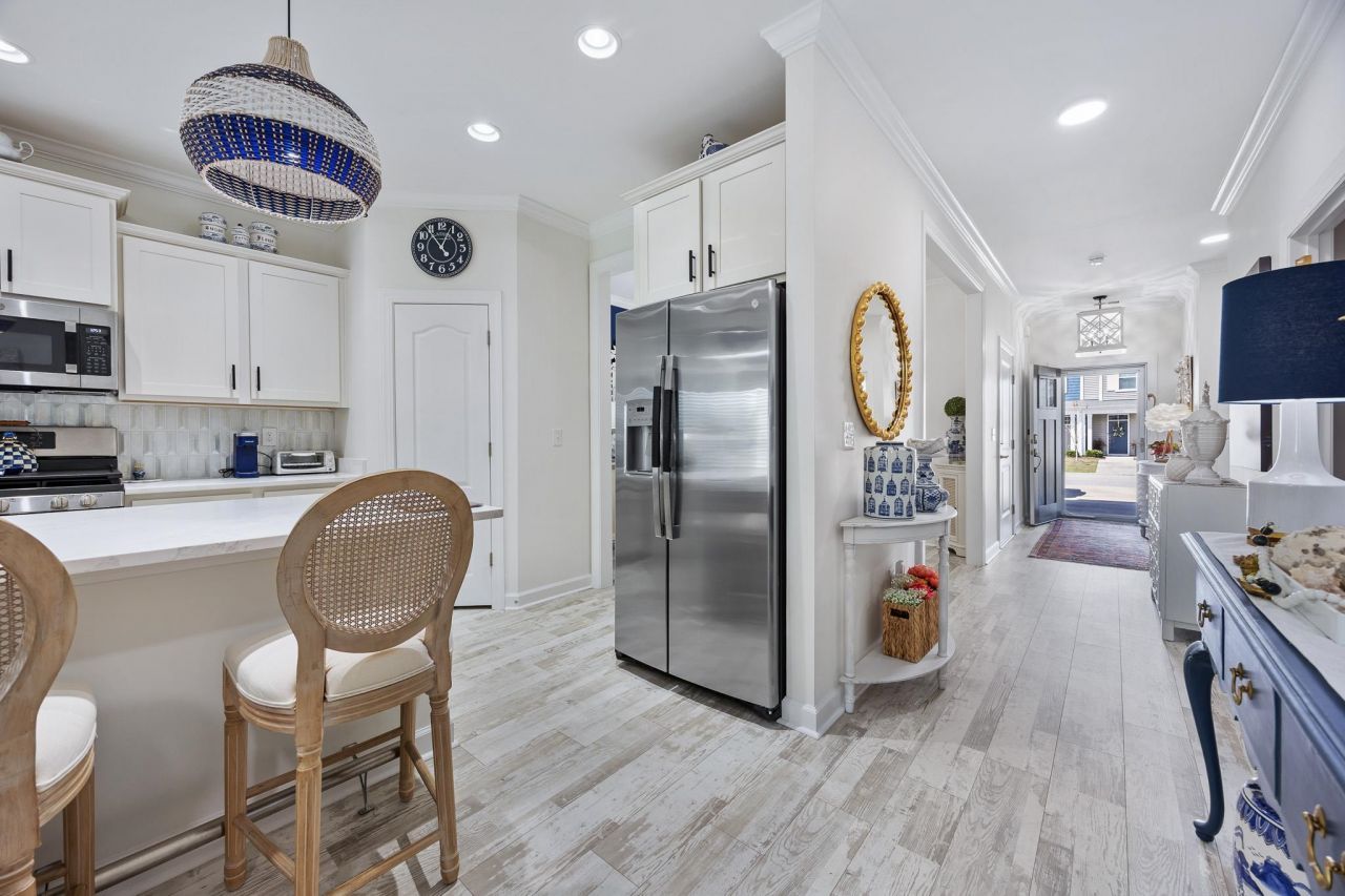 190 Goldenrod Circle Photo 13