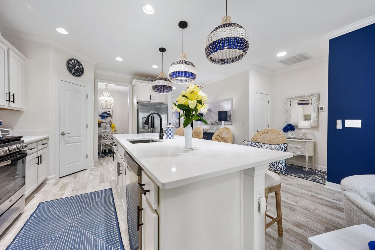 190 Goldenrod Circle Photo 15