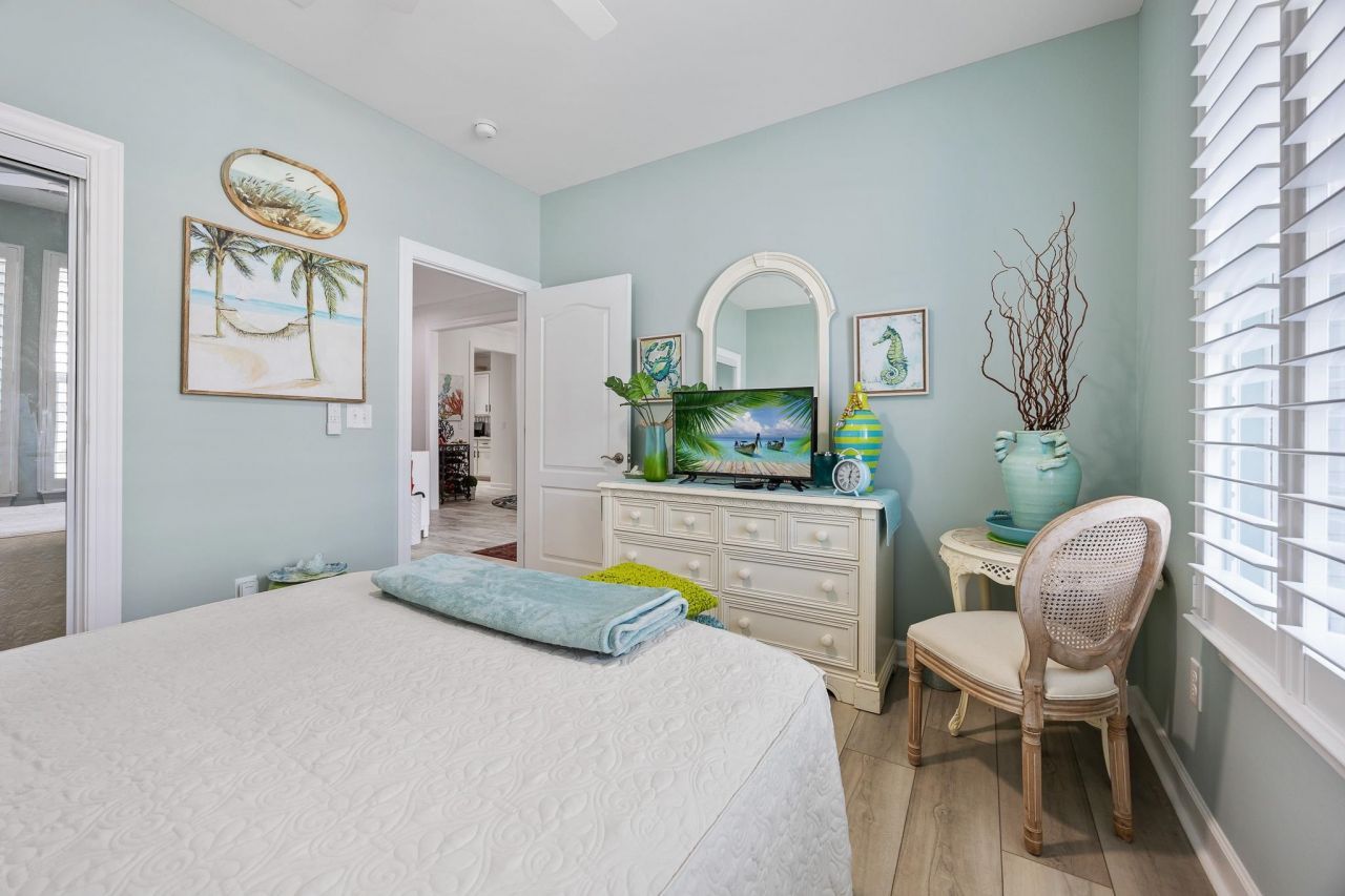 190 Goldenrod Circle Photo 32