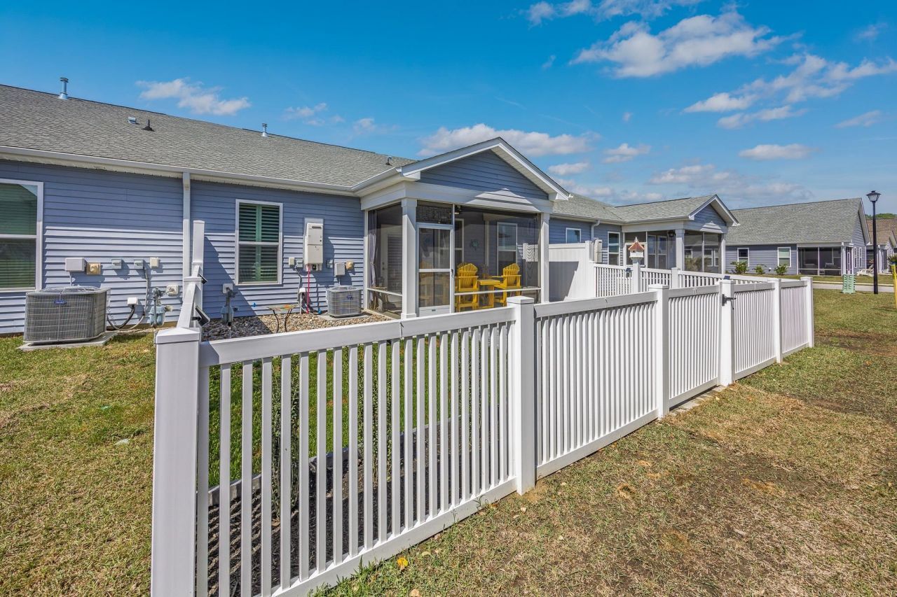 190 Goldenrod Circle Photo 40