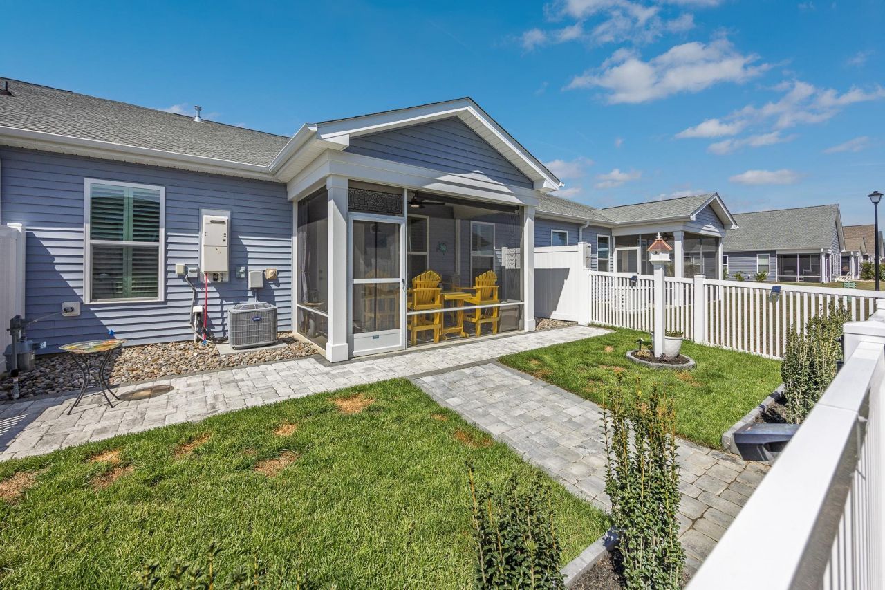 190 Goldenrod Circle Photo 41