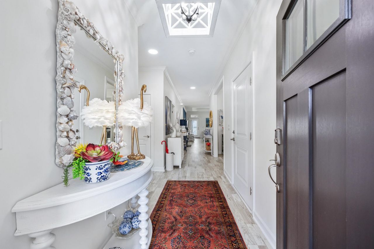 190 Goldenrod Circle Photo 5