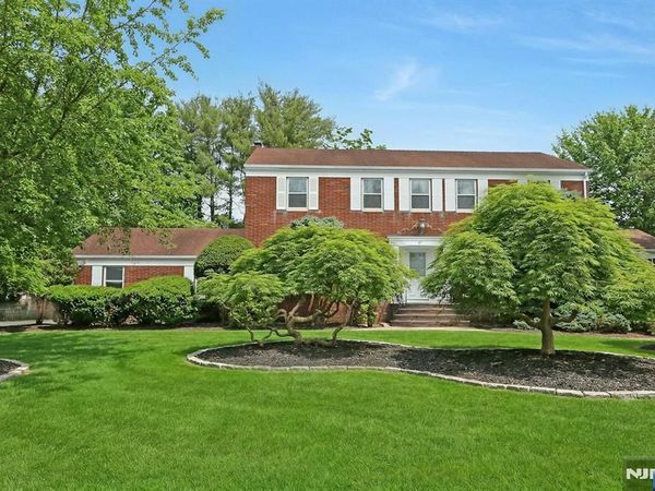 63 Van Orden Road, HARRINGTON PARK, NJ 07640