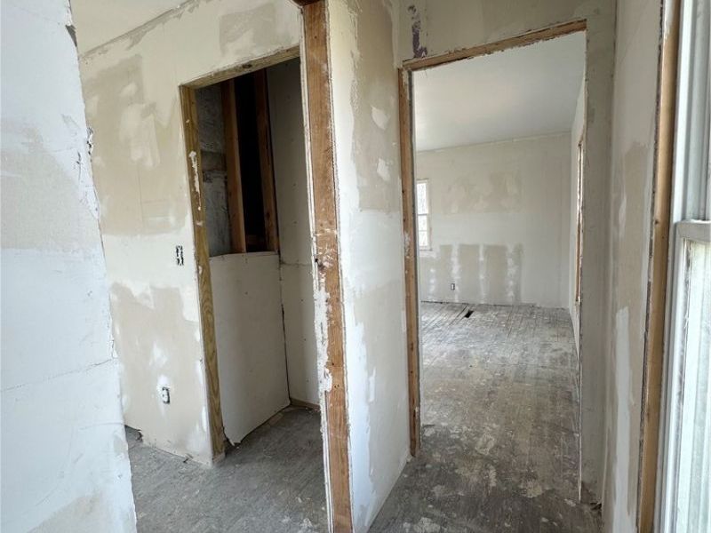 1002 Cleveland Avenue SW, Canton, OH 44707 Photo 8