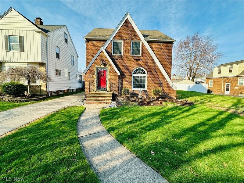 94 E 217th Street, Euclid, OH 44123 Photo 1