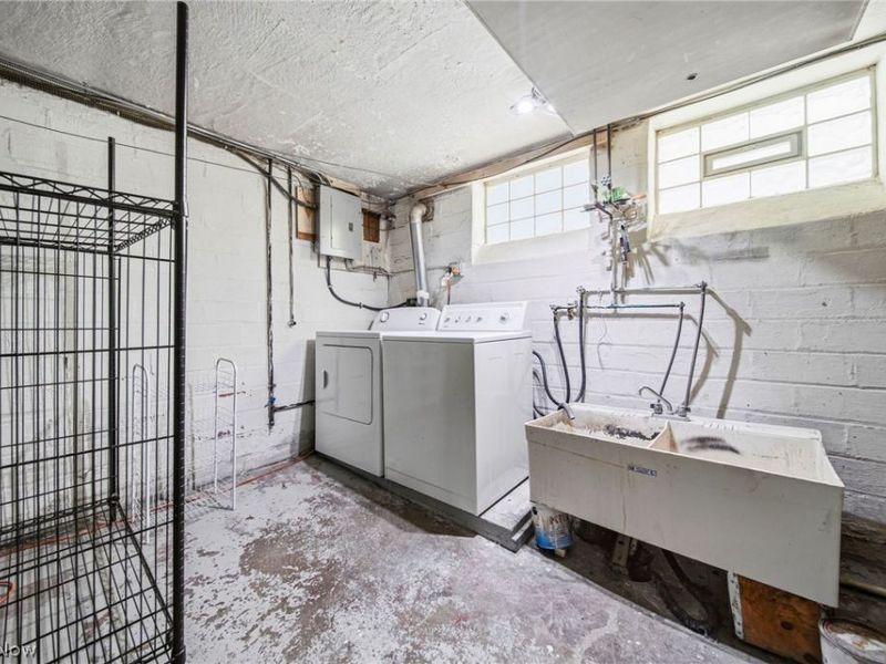 94 E 217th Street, Euclid, OH 44123 Photo 29