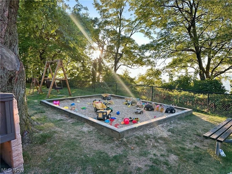 94 E 217th Street, Euclid, OH 44123 Photo 39