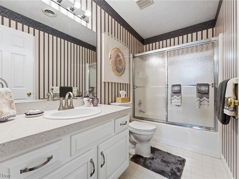 8228 Cyrus Lane, Northfield, OH 44067 Photo 42