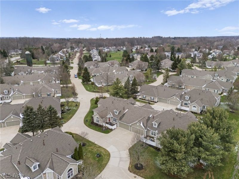 8228 Cyrus Lane, Northfield, OH 44067 Photo 6