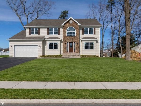 38 Avenue I, Monroe, NJ 08831