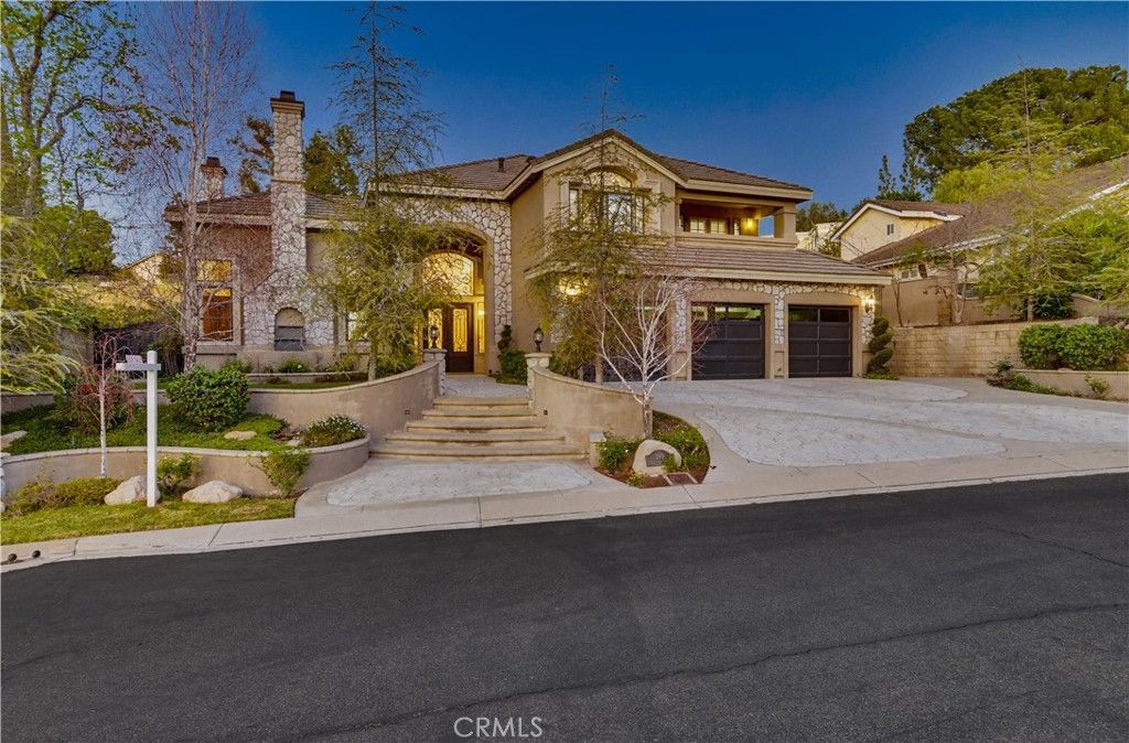 260 S Willowcreek, Anaheim, CA 92808 Main Photo