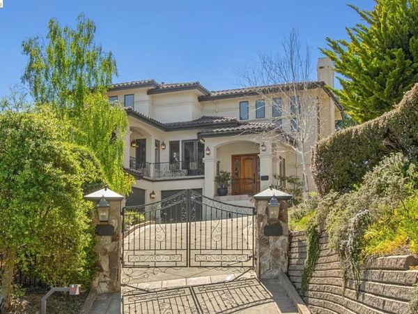 7101 Marlborough Terrace, Berkeley, CA 94705