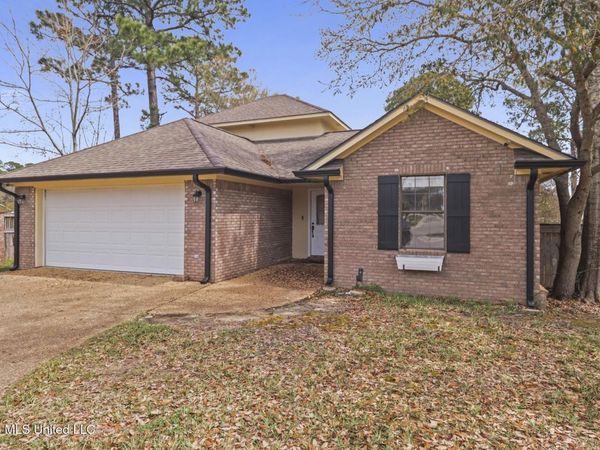 1910 Marsh Cove, Biloxi, MS 39532