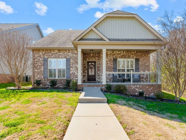 214 Whitman Aly, Clarksville, TN 37043