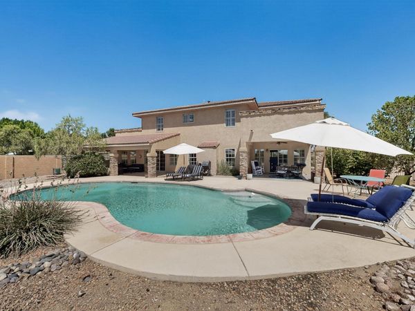 9154 Oakland Avenue NE, Albuquerque, NM 87122
