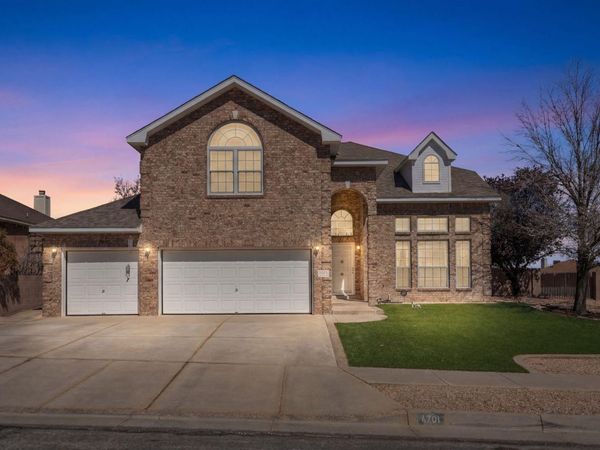 4701 Summerlin Road NW, Albuquerque, NM 87114