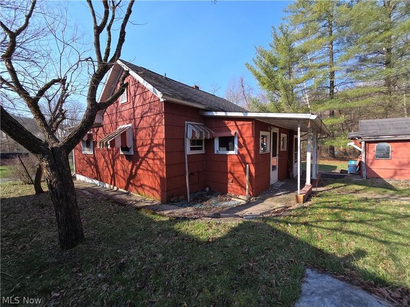 54990 Maple Avenue, Bridgeport, OH 43912 Photo 12