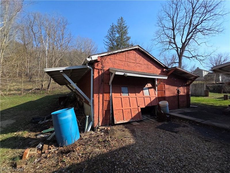 54990 Maple Avenue, Bridgeport, OH 43912 Photo 13