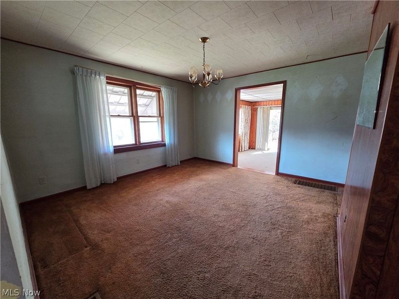 54990 Maple Avenue, Bridgeport, OH 43912 Photo 4