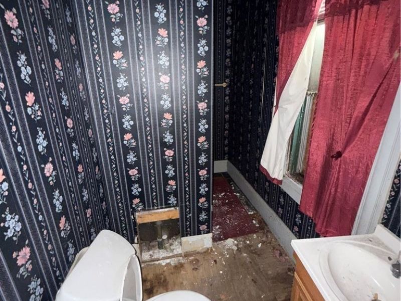 2198 E 86th Street , Cleveland, OH 44106 Photo 5