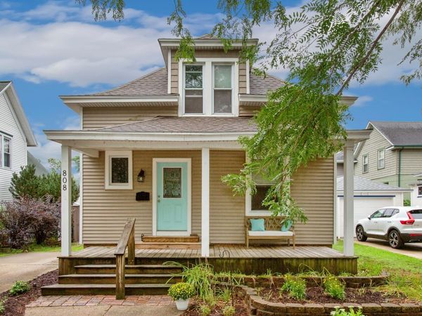 808 Wisconsin Avenue, St. Joseph, MI 49085