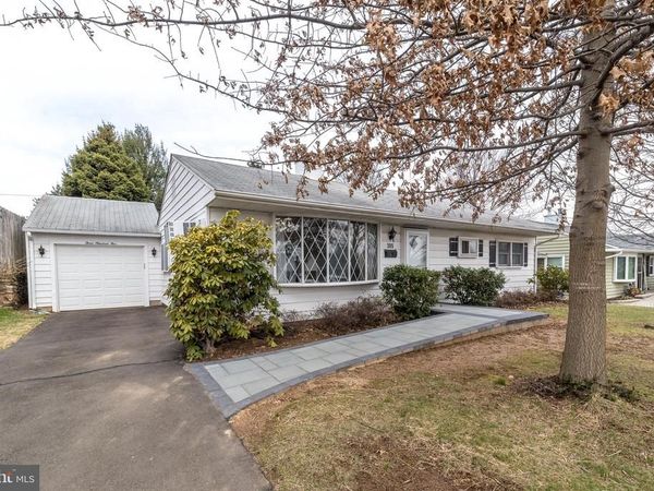 305 DEVON ROAD , FAIRLESS HILLS, PA 19030