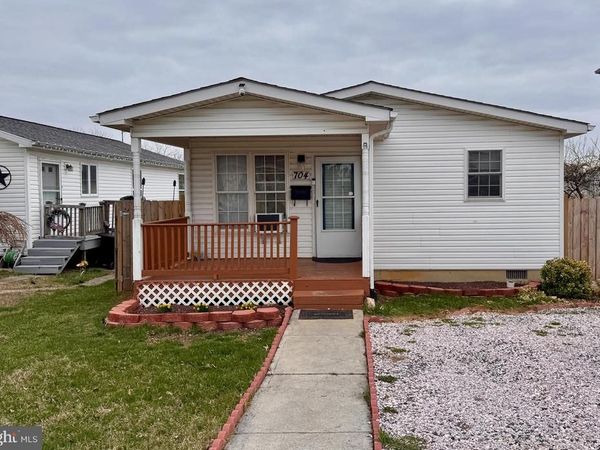 704 WATSON AVENUE, WINCHESTER, VA 22601