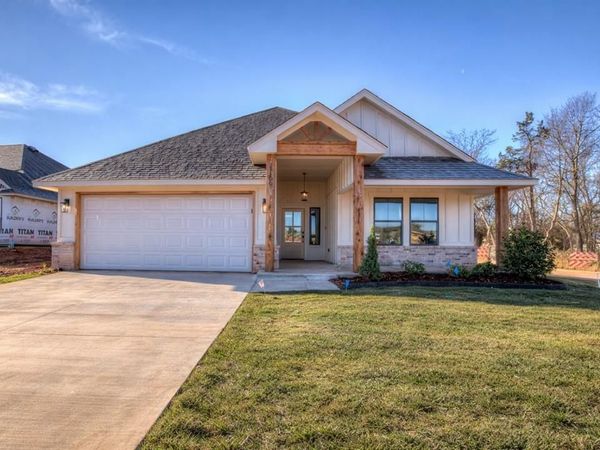 1100 Wisteria Way, Noble, OK 73068