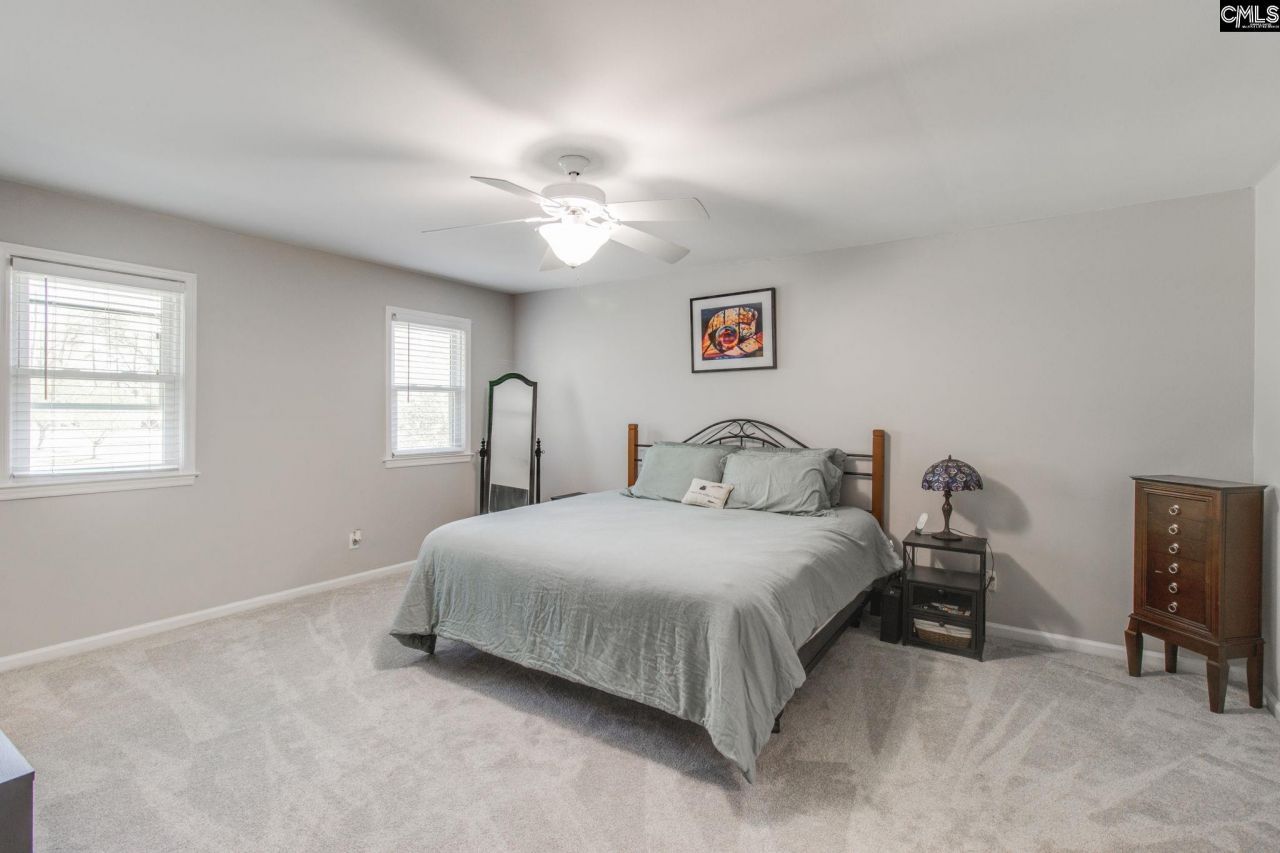 391 Park Road Photo 13