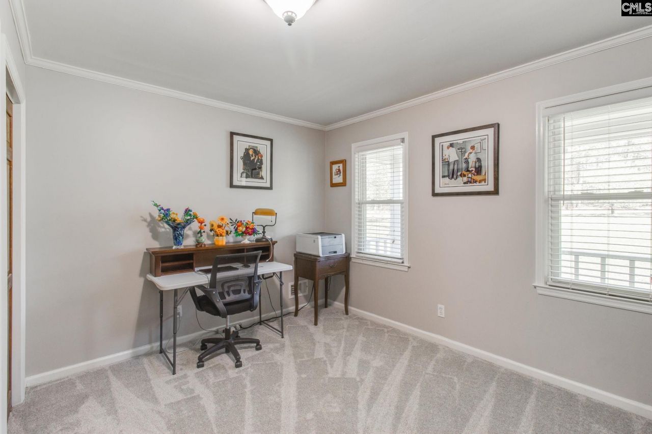 391 Park Road Photo 17