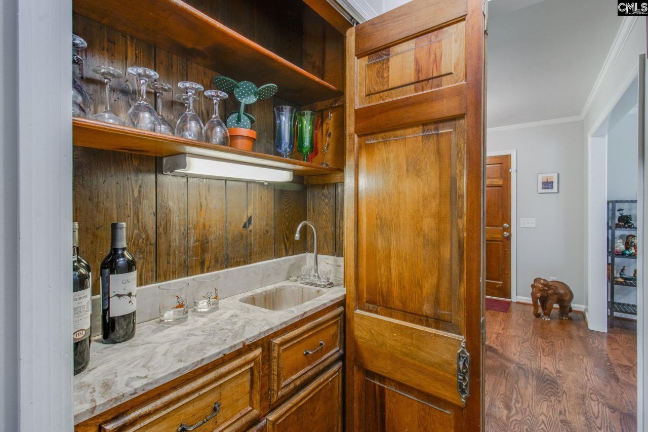 391 Park Road Photo 25