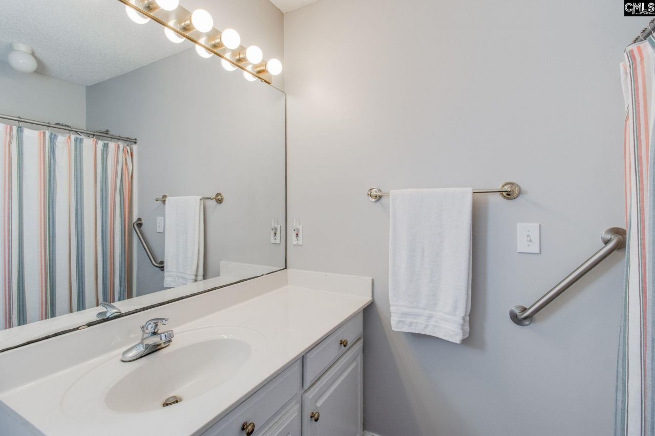 391 Park Road Photo 41